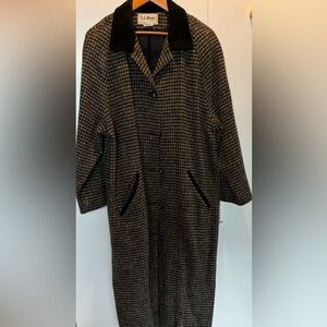 L L Bean XL petite wool/nylon trench coat